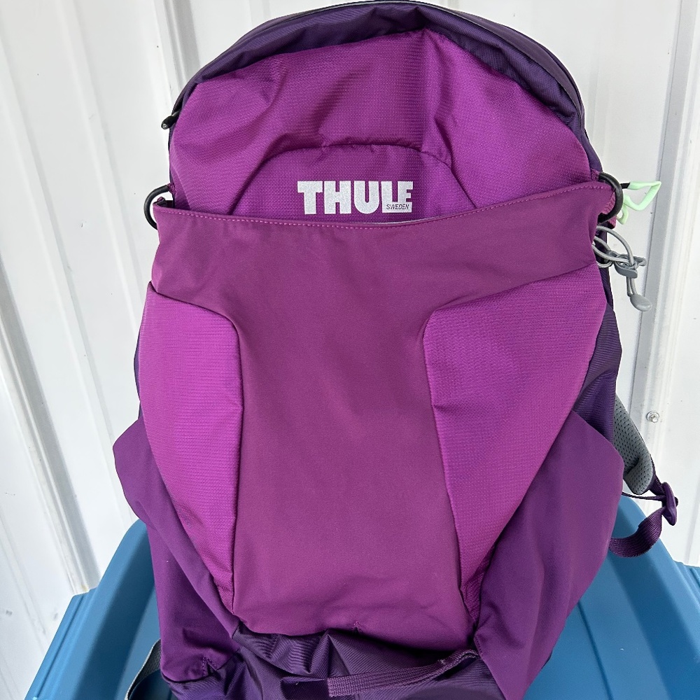 Thule Women's Capstone 32 Backpack Purple